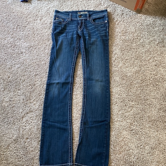 BKE Bootcut (Slim) Jeans style:Stella, Size 30x37.5 - Picture 2 of 10